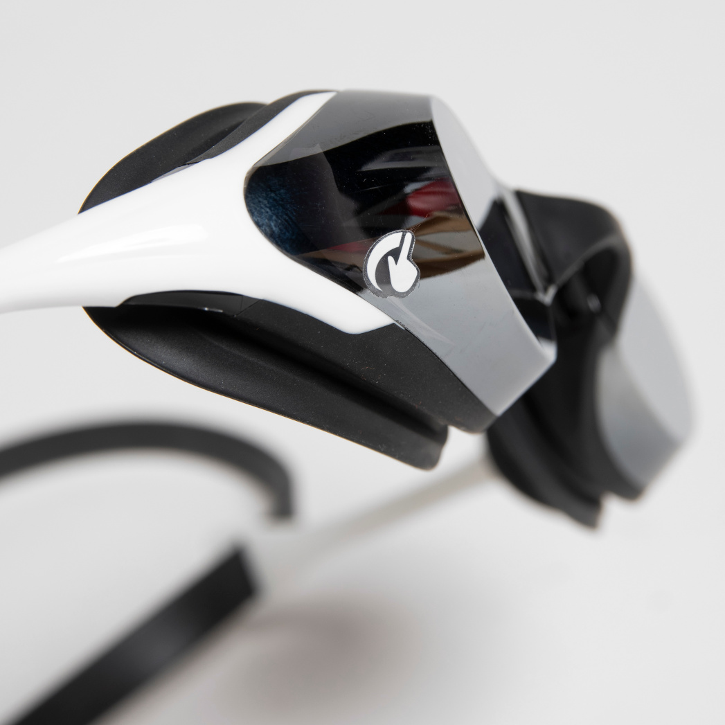 Arena Cobra Swipe Mirrored White / Silver
