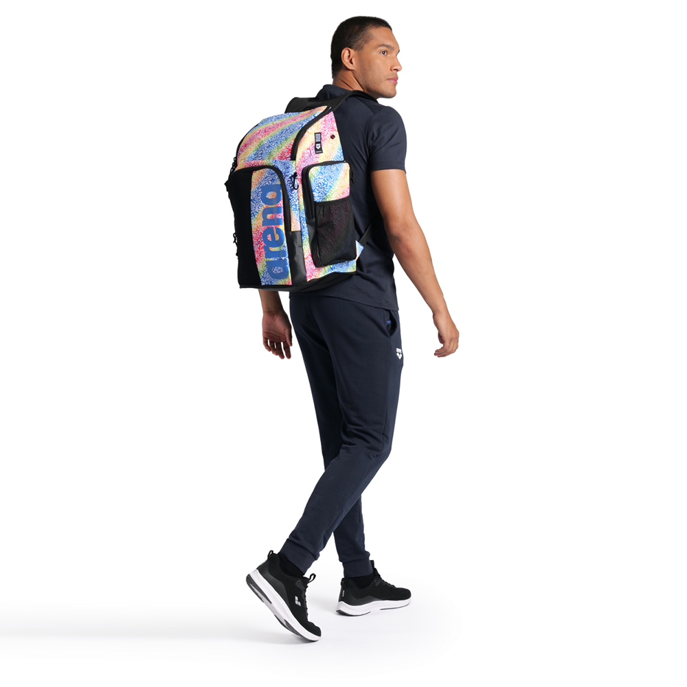 Arena Spiky III Backpack 45 - Pride