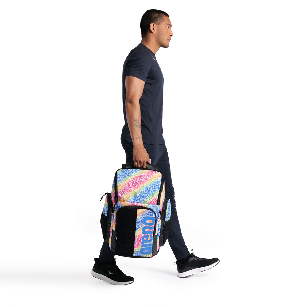 Arena Spiky III Backpack 45 - Pride