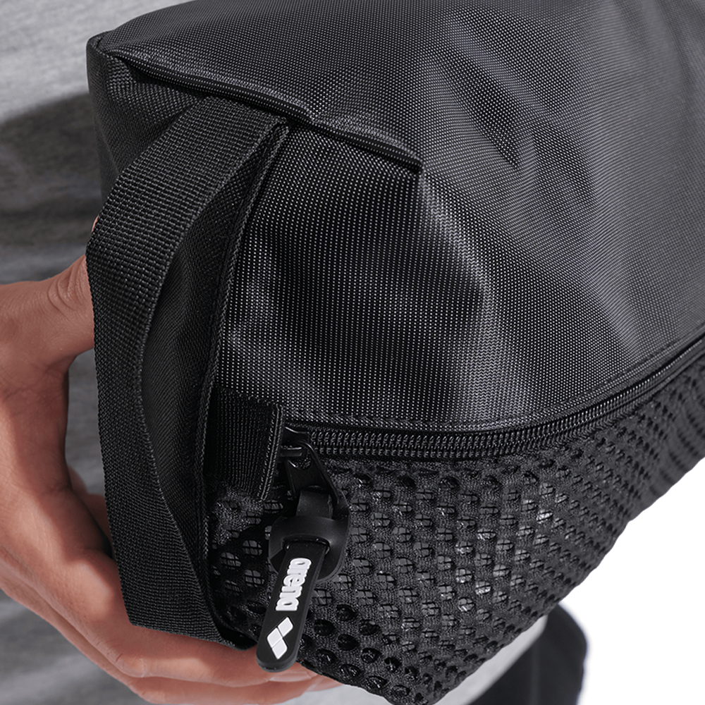 Arena One Go Pocket Bag