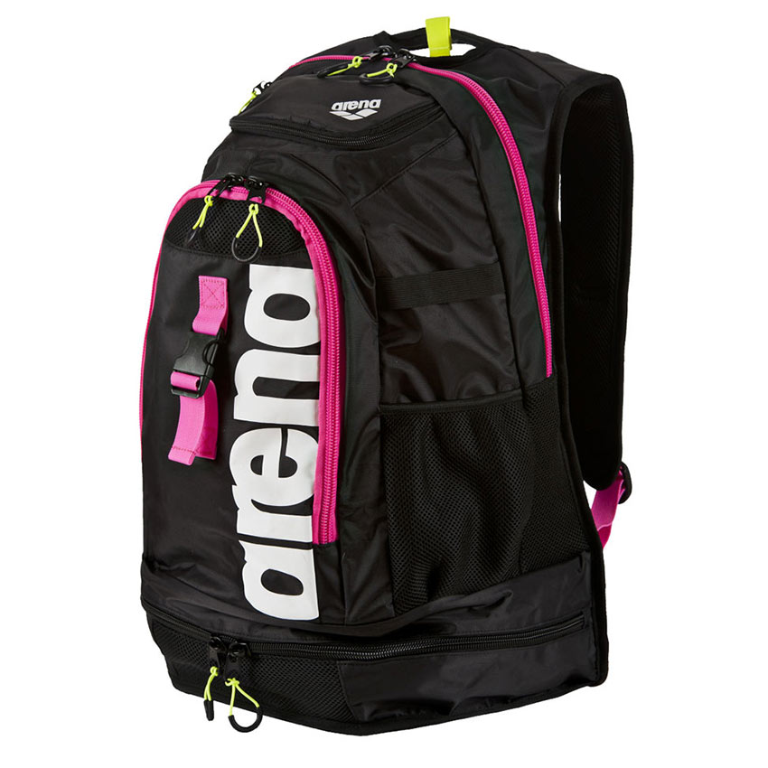 アリーナFastpack 2.1 　アウトドア : プールバッグ Arena Fastpack 2.1 - Black / Pink. A great rucksack for swimmers